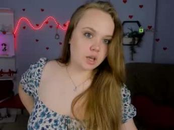 lucy_shy3 webcam chaturbate model stream image