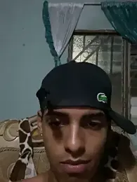 Aleexxx_2005 webcam stripchat model stream image