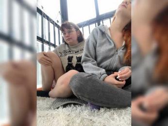 radianttwoX webcam bongacams model stream image