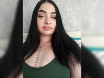 _Lina_ webcam model stream image