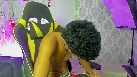 Boy_savoy webcam model stream image