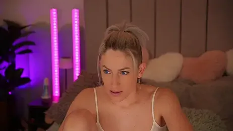 VickySecret96 webcam stripchat model stream image