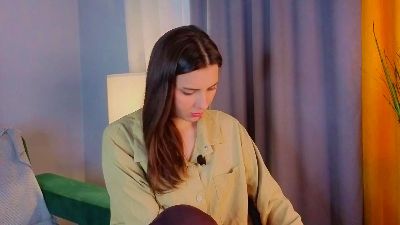 HallieBulfer webcam cam4 model stream image