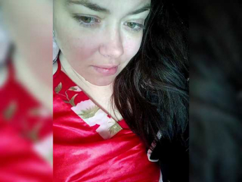 Naturally_Mom webcam model stream image