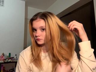 Tennille Verissimo webcam flirt4free model stream image