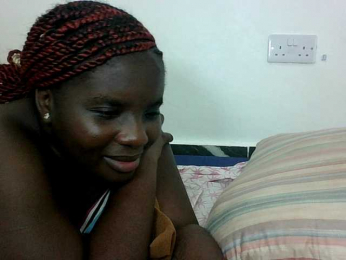 Hotybobbies webcam model stream image