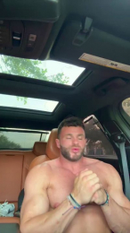 Hardbody09 webcam model stream image