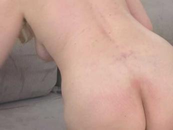 LELEYA webcam model stream image