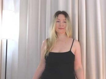 LELEYA webcam model stream image