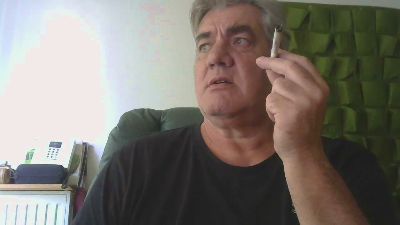 markgujan webcam model stream image