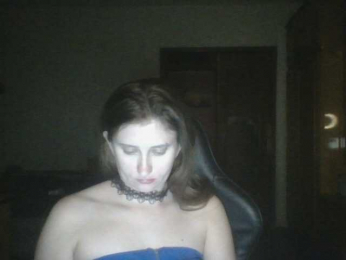 Lostcherry8 webcam model stream image