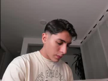 hotay_ webcam model stream image
