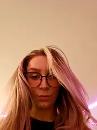 LilyOrion webcam model stream image