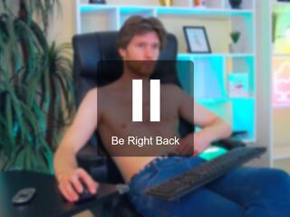 Enzo Oret webcam model stream image