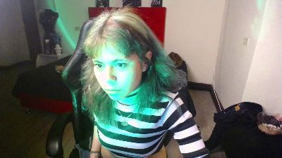 Insomniia_ webcam model stream image