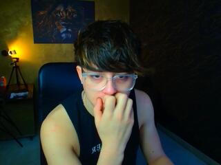 Bodhi Hayes webcam flirt4free model stream image