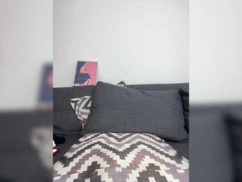 Sofa-crysta webcam bongacams model stream image