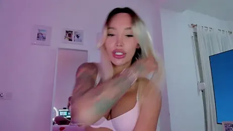 _viioletweekend_ webcam stripchat model stream image