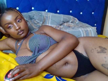 Caramelxoxo webcam model stream image