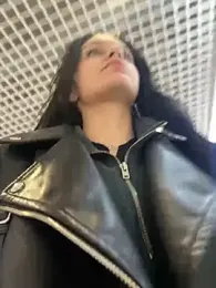Cum_girlss webcam model stream image