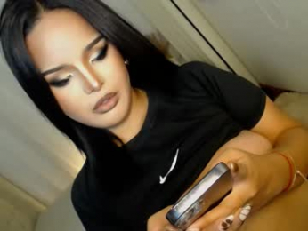 lucy_heartfiliaxxx webcam model stream image