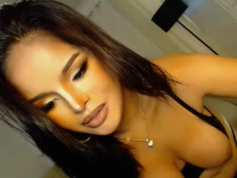 lucy_heartfiliaxxx webcam model stream image