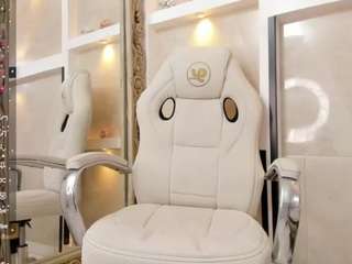 barbiee-collins webcam model stream image