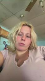 Hardcandee webcam model stream image