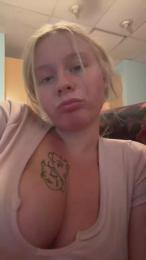 Hardcandee webcam model stream image