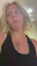 Hardcandee webcam model stream image
