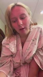 Hardcandee webcam model stream image