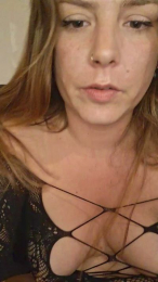 Cocominette webcam model stream image