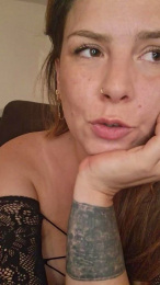 Cocominette webcam model stream image