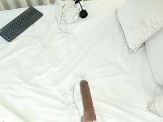 angie-roses webcam model stream image