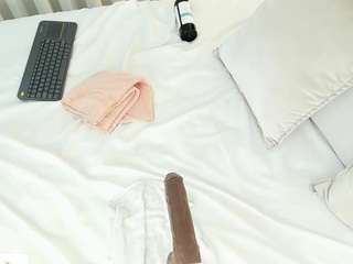 angie-roses webcam model stream image