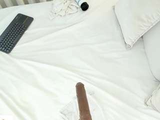 angie-roses webcam model stream image