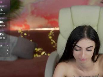 EmilyyMoon webcam model stream image