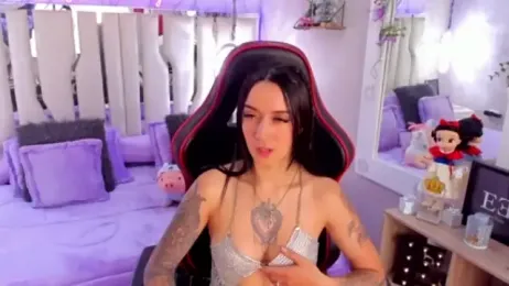 EmmyEvans1 webcam model stream image