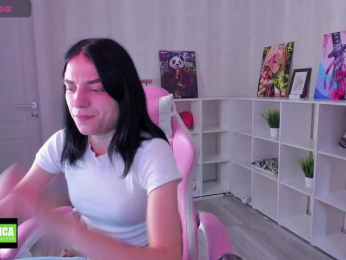 emy-angel1 webcam model stream image