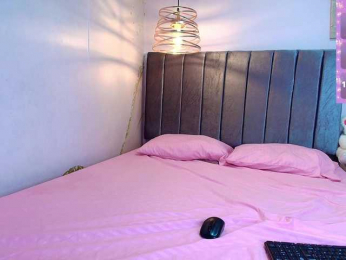 julietakim webcam bongacams model stream image