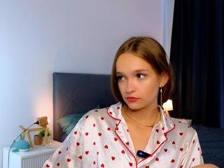 Gwen Gales webcam flirt4free model stream image