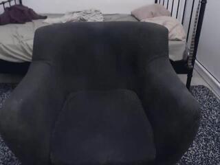 Adonis Hunk webcam model stream image