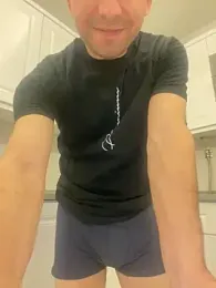 Emre-34 webcam model stream image