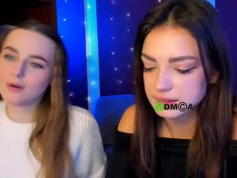 aria_moo webcam model stream image