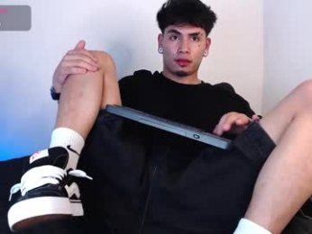 liam_ruiz_ webcam model stream image