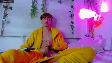 Twinkk_Guy webcam model stream image