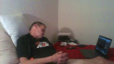 Leonoak1_ webcam model stream image