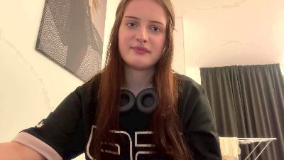 DetraYarnell webcam model stream image