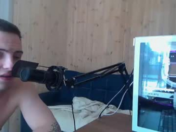 golden_boyyy21 webcam model stream image