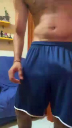 BulgeFeet webcam model stream image